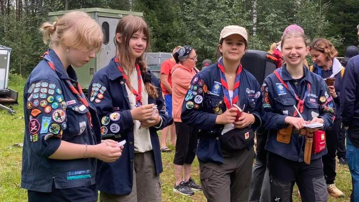 Troppens på venskabsbylejr I Finland 